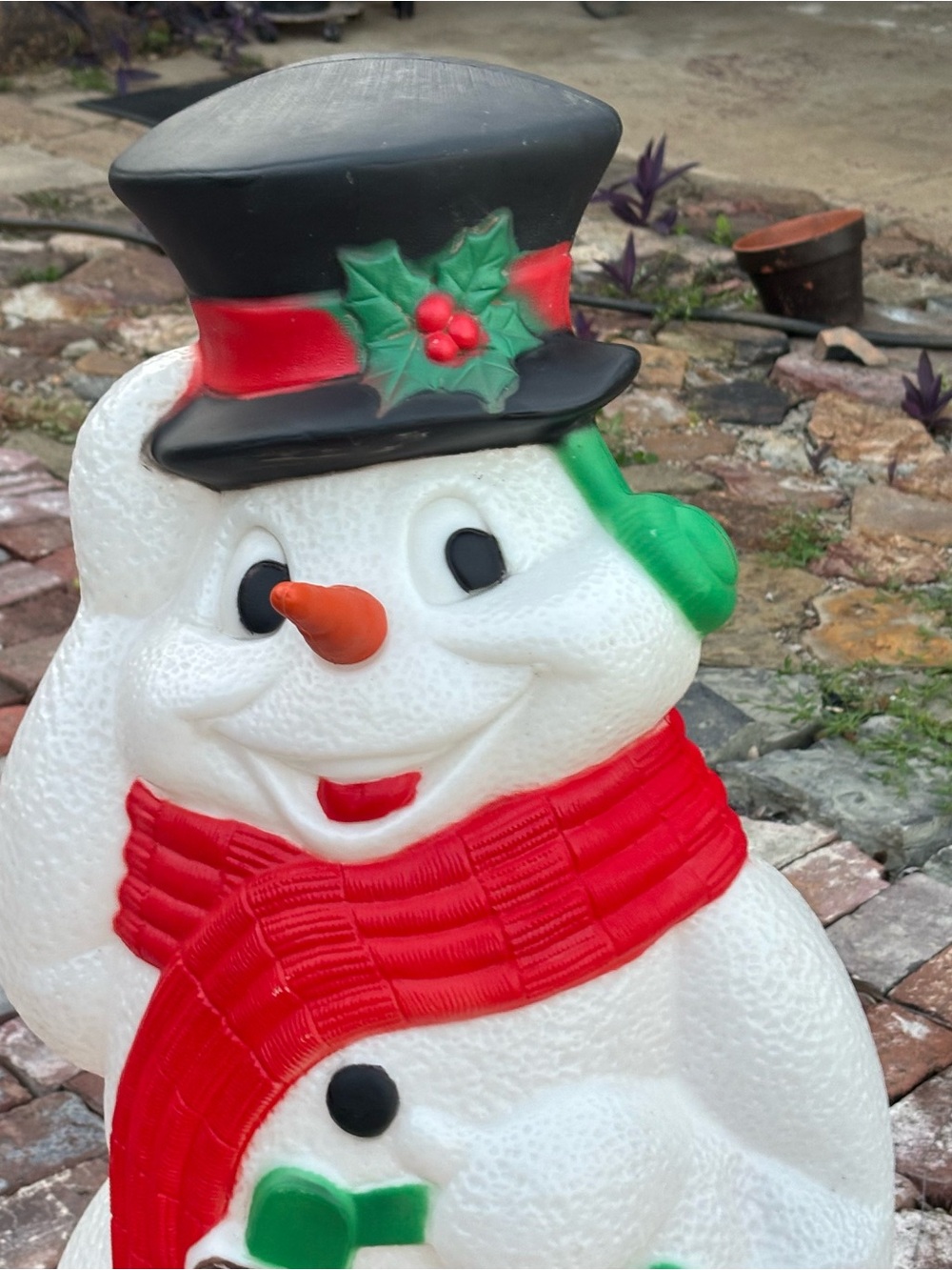 New Vintage 1999 Blow Mold 3’ White Snowman Holiday Lawn Decor Red Scarf Lights - Picture 2 of 9